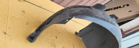 Citroen C3 Picasso Front wheel arch liner splash guards 9684572080