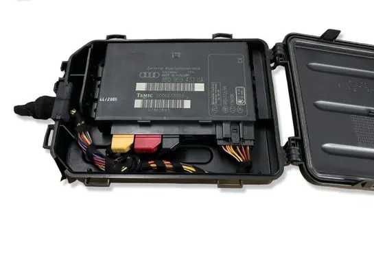Audi A4 S4 B7 8E 8H Comfort/convenience module 8E0959433CA