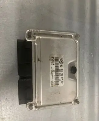 Volkswagen PASSAT B5.5 Engine control unit/module 038906019EP 0281010701