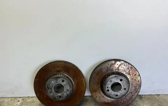 Mercedes-Benz C W205 Front brake disc A0004212212