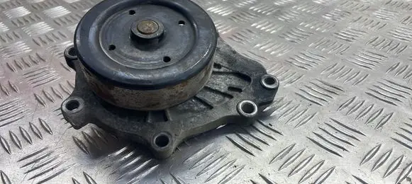 Toyota Avensis T250 Water pump