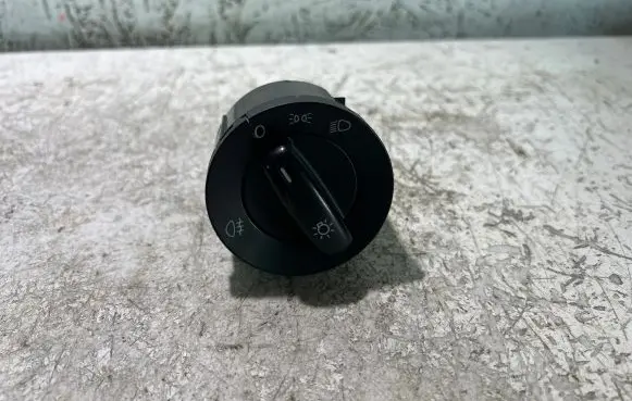 Volkswagen Touran II Light switch 1K0941431BB K1BBT 1149