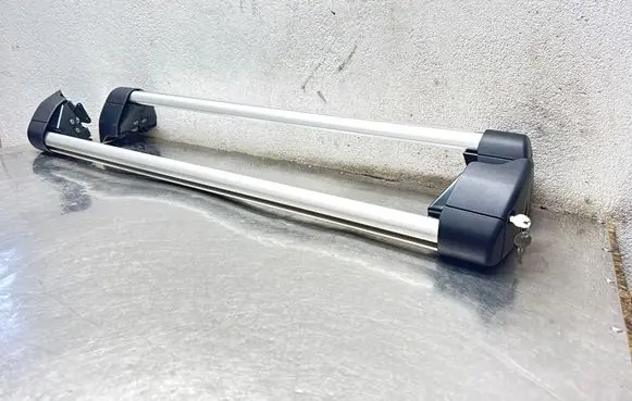 Opel Astra H Roof bar rail 93199523 93199524