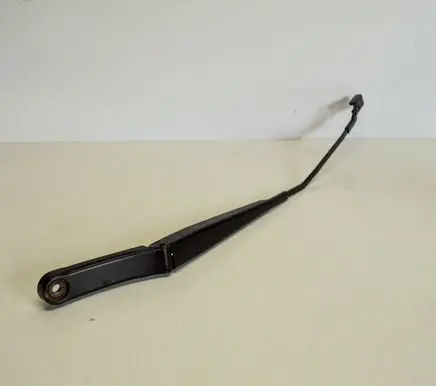 Volkswagen Golf V Windshield/front glass wiper blade 1Q2955409