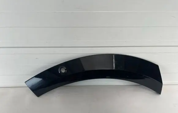 Volvo XC60 Front bumper splitter molding 31650202