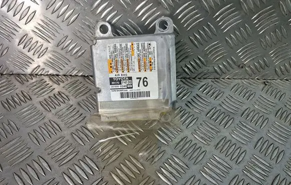Toyota C-HR I Airbag control unit/module 89170F4130
