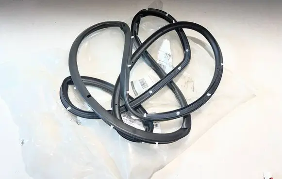 Renault Megane E-Tech Front door rubber seal 769227075R