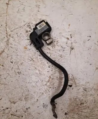 BMW 3 E90 E91 Charging relay 69687951