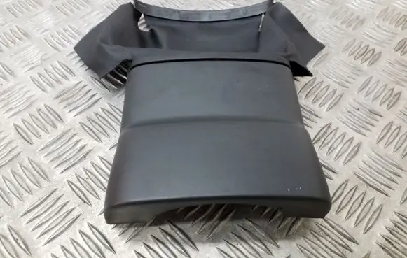 Steering wheel column trim