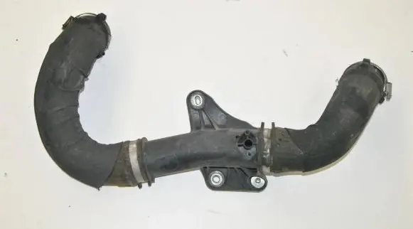 Audi Q5 SQ5 Intercooler hose/pipe 8K0145673E