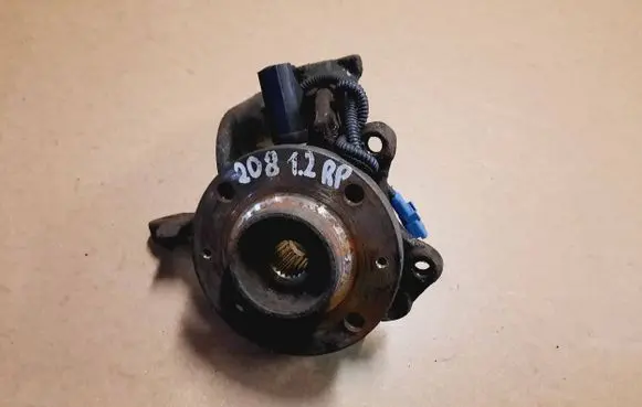 Peugeot 208 Front wheel hub spindle knuckle