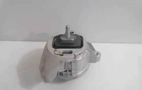 BMW M4 F82 F83 Engine mount bracket 2284818