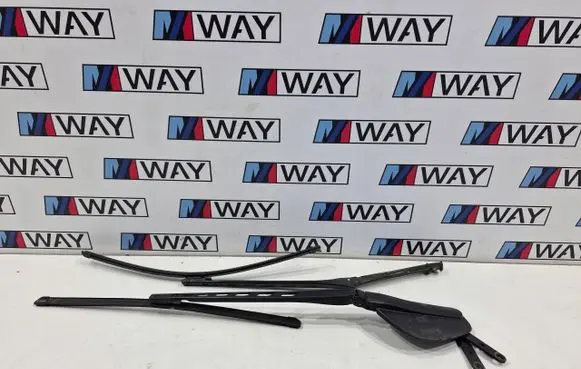 BMW 5 E60 E61 Front wiper blade arm