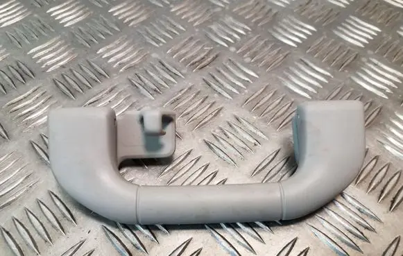 Mercedes-Benz E W212 Rear interior roof grab handle A2048100151