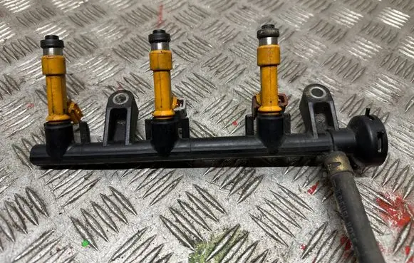 Toyota Aygo AB10 Fuel injectors set 2325040020