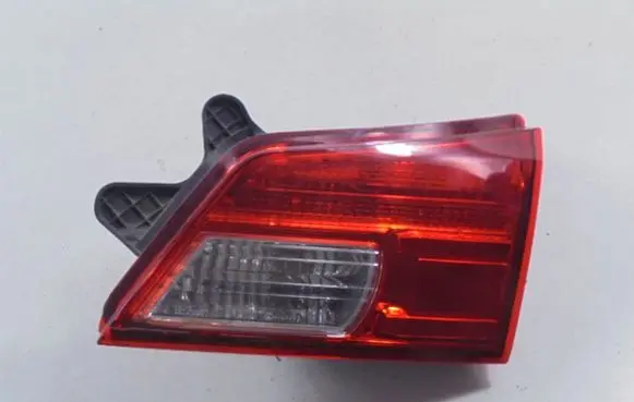 Subaru Outback Rear/tail lights 132-20072