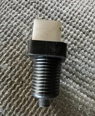 Peugeot 807 Brake pedal sensor switch