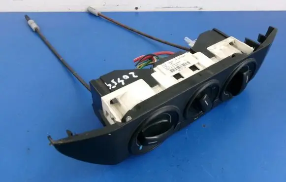 Volkswagen Polo IV 9N3 Climate control unit 6Q0819045T