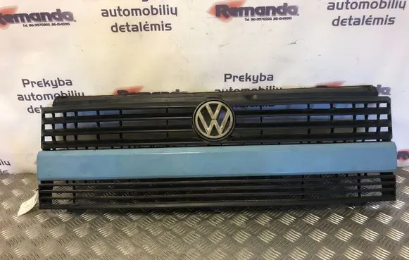 Volkswagen Transporter - Caravelle T4 Front bumper upper radiator grill 701853653