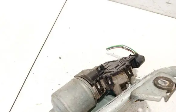 Skoda Superb B5 (3U) Wiper motor 0390241528 3b1955113d