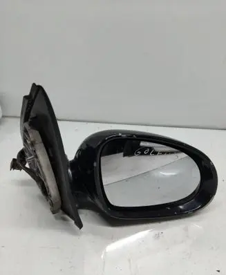 Volkswagen Golf V Front door electric wing mirror DS430A