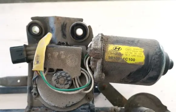 Hyundai Getz Wiper motor 981001C100 035247380