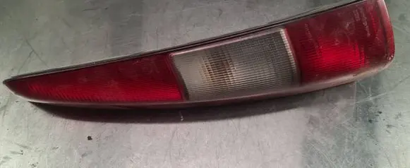 Volvo V70 Rear/tail lights 9157799 9169472