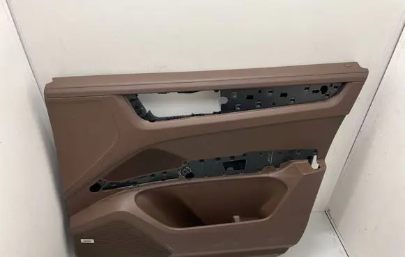 Porsche Cayenne (9Y0 9Y3) Front door card panel trim