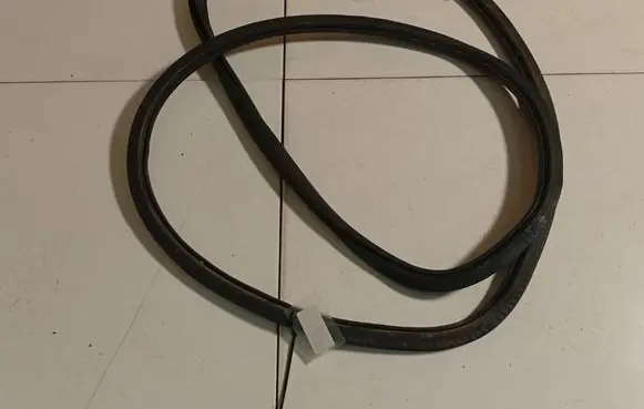 Volkswagen Polo IV 9N3 Rubber seal rear door 
