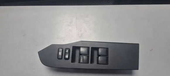 Toyota Auris E180 Electric window control switch 515220