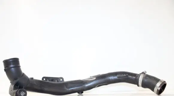 Volkswagen Tiguan Intercooler hose/pipe 1K0145840AC