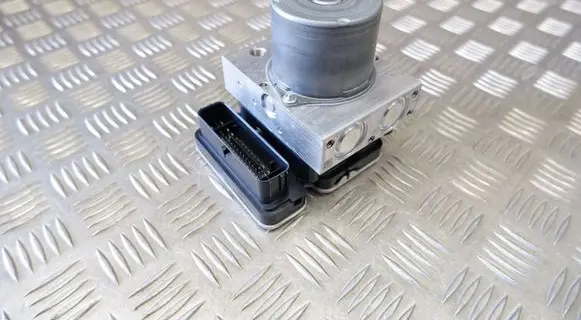 Toyota Yaris Cross ABS Pump 0265290966 445400D580 3330A20009