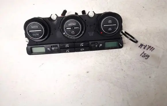 Volkswagen PASSAT B6 Climate control unit 74677533 746775-33