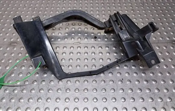 BMW 5 E60 E61 Headlight/headlamp mounting bracket S27705095 6936090 15873800