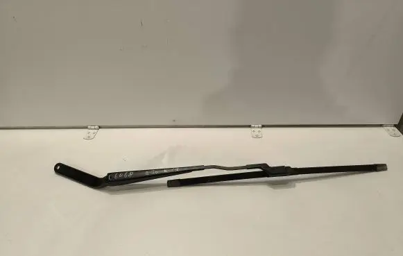 BMW X5 E70 Front wiper blade arm 7294571