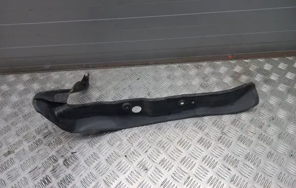 Audi A7 S7 4G Fender end trim 4G8821111A 4G8821111