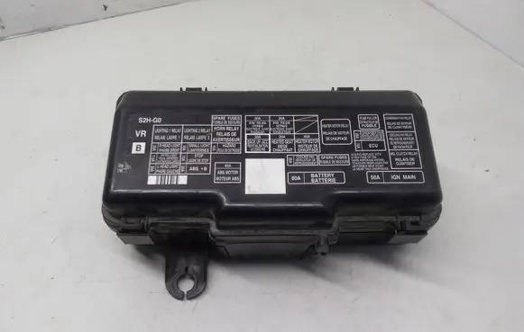 Honda HR-V Fuse module S2HG0