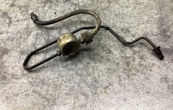 Volvo V70 Clutch pipe/line 