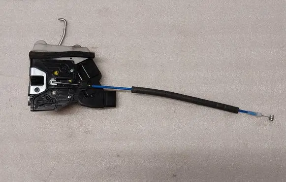KIA Rio Rear door lock