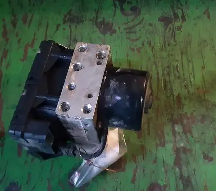 Chrysler Neon II ABS Pump P04509736AF