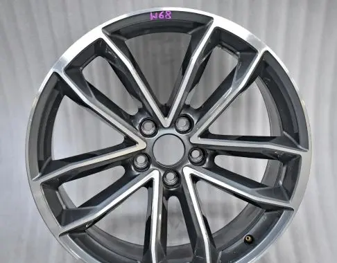 Audi A5 R19 alloy rim 