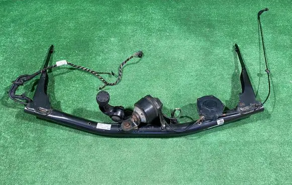 Audi Q3 8U Tow bar set 8U0803880D