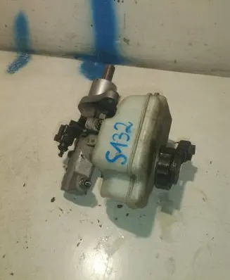 Brake fluid reservoir