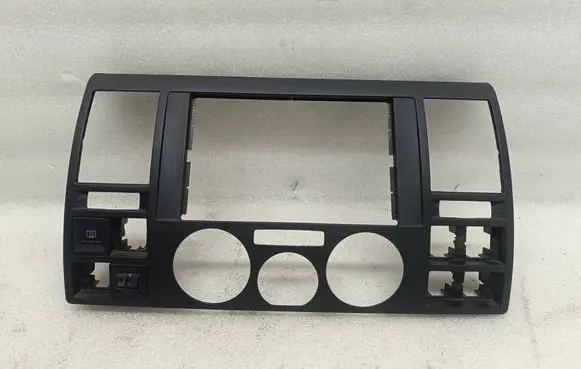 Volkswagen Transporter - Caravelle T5 Radio/GPS head unit trim 7H0857237