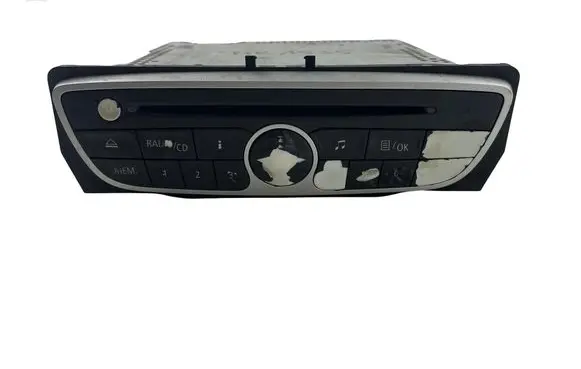Renault Trafic II (X83) Radio/CD/DVD/GPS head unit 281150030R