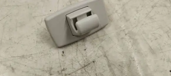 Sun visor clip/hook/bracket