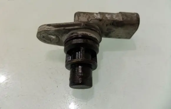 Opel Astra H Crankshaft position sensor 55201874