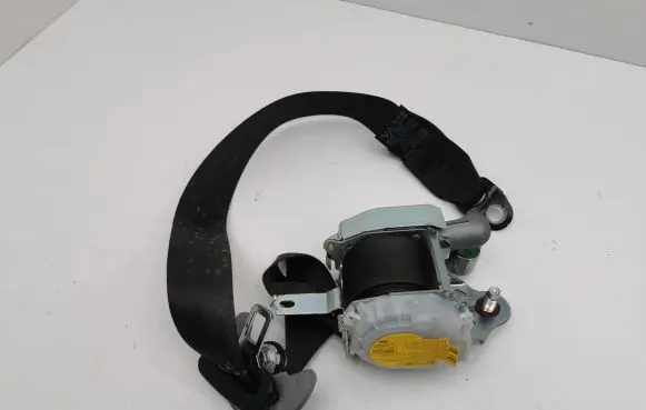 Hyundai i40 Front seatbelt 888103Z000RY