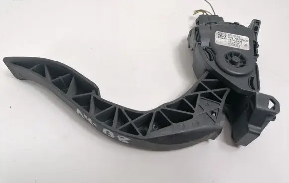 Audi A4 S4 B8 8K Accelerator throttle pedal 8K1721523