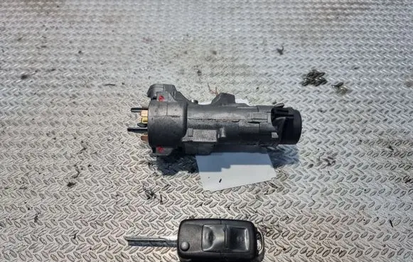 Volkswagen Transporter - Caravelle T5 Ignition lock 4B0905851C